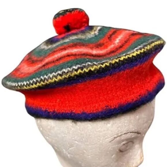 Hand-Knitted Scottish Beret Hat Royal Stewart 100% Pure Wool Red Green - Picture 1 of 6